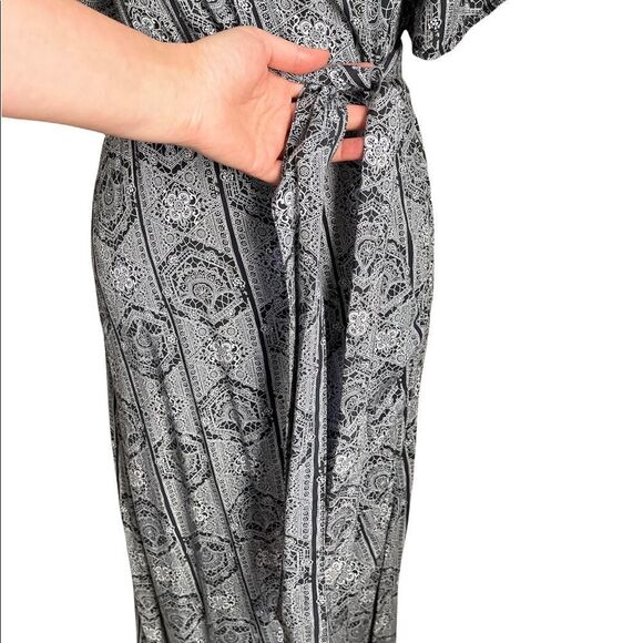 Roxy Women dress.  - Picture 4 of 8